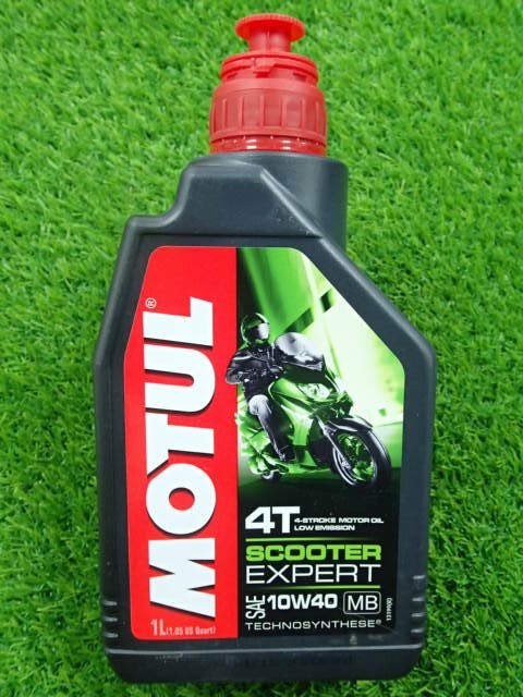 Motul scooter expert 4t 10w 40. Масло Motul Scooter Expert 4т 10w40 MB 1l. Мотюль для скутера 4 т. Масло мотюль для питбайка 4т. Масло для питбайка 4т Motul.